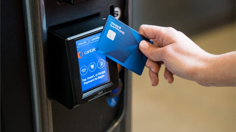 Cashless POS payment system on vending machine